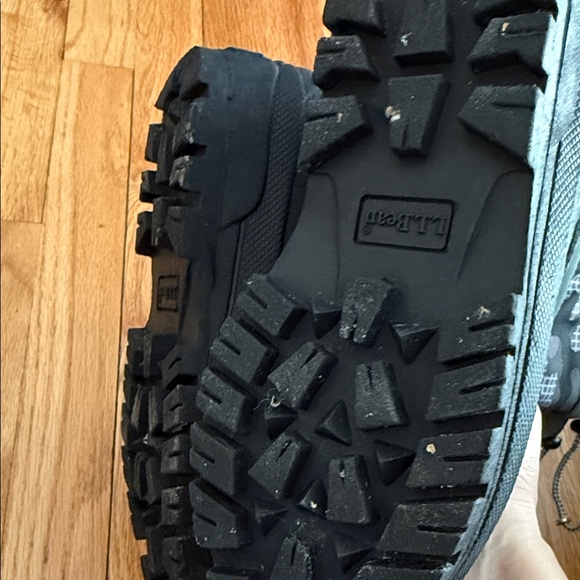 L.L. Bean Black and Gray Camouflage Snow Boots - Picture 4 of 7